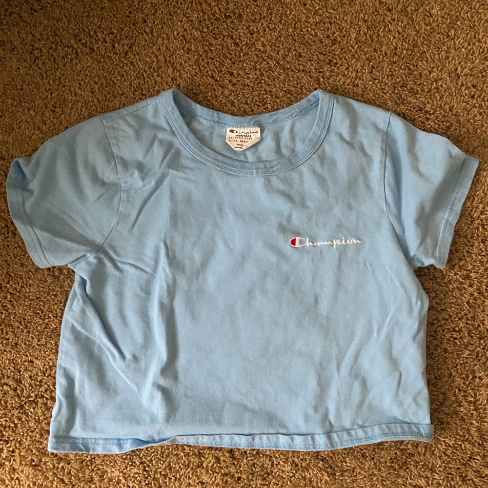 champion blue cropped t shirt size medium